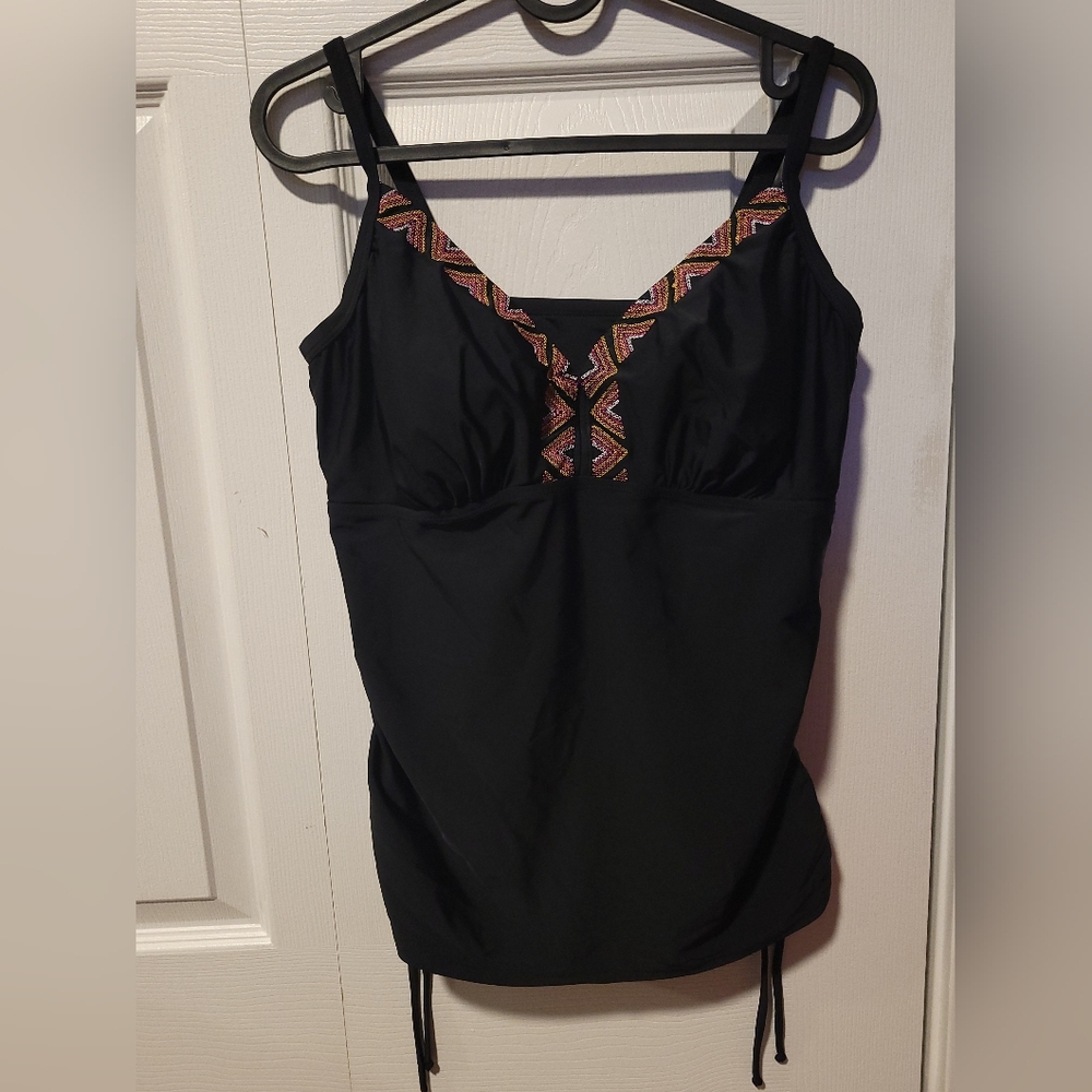 Tankini Swim Top with Embroidered Straps Size 14 D